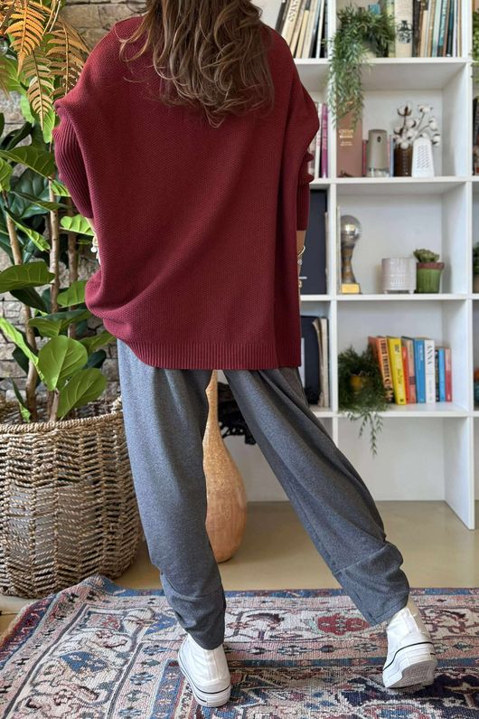 Charli Honeycomb Oversized Turtle Knit Burgundy